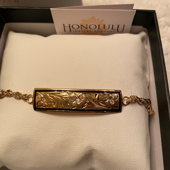 HONOLULU JEWELRY CO 14KT ID BRACELET PLUMERIA FLOWERS W/ 3 DIAMONDS 18KT SAFETY - Picture 13 of 16
